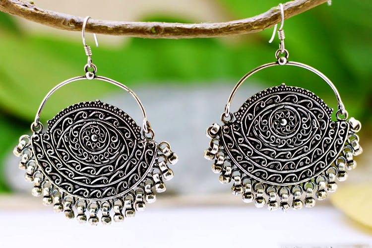Jewellery,Earrings,Fashion accessory,Silver,Metal,Body jewelry,Silver,Circle,Ornament