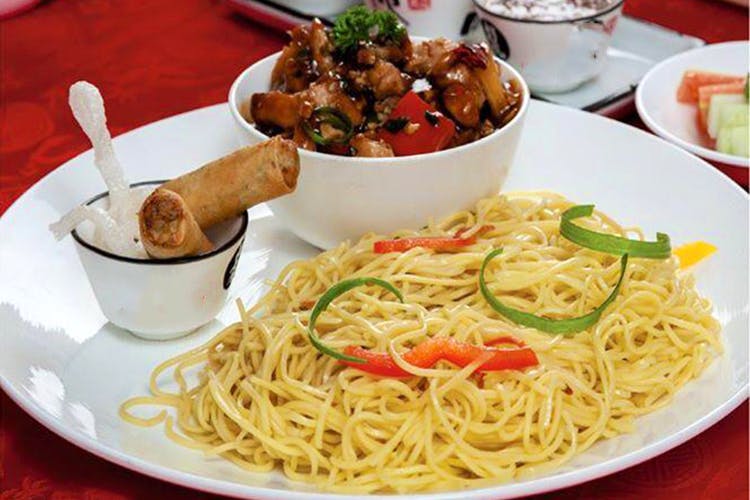 Dish,Food,Cuisine,Ingredient,Spaghetti,Capellini,Noodle,Chow mein,Chinese noodles,Produce