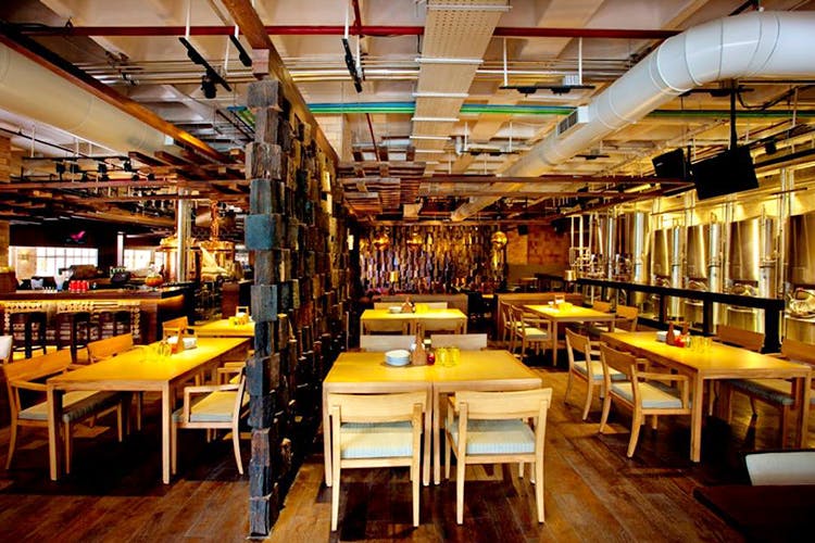 Restaurant,Building,Room,Interior design,Tavern,Table,Furniture,Organization