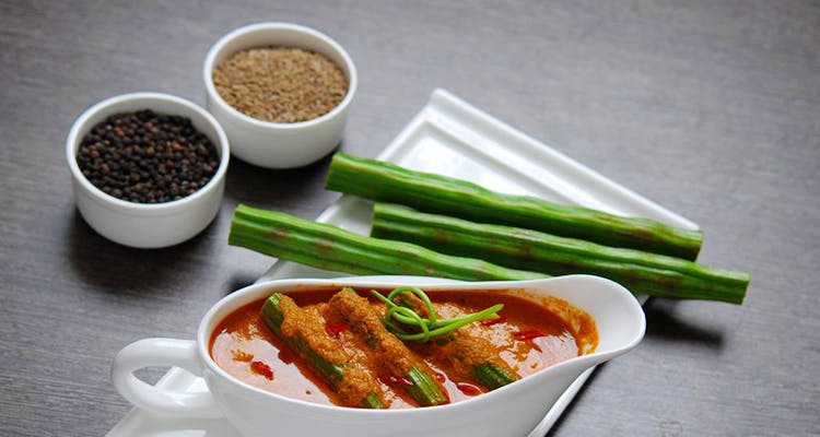 Food,Dish,Cuisine,Ingredient,Produce,Recipe,Curry,Red curry