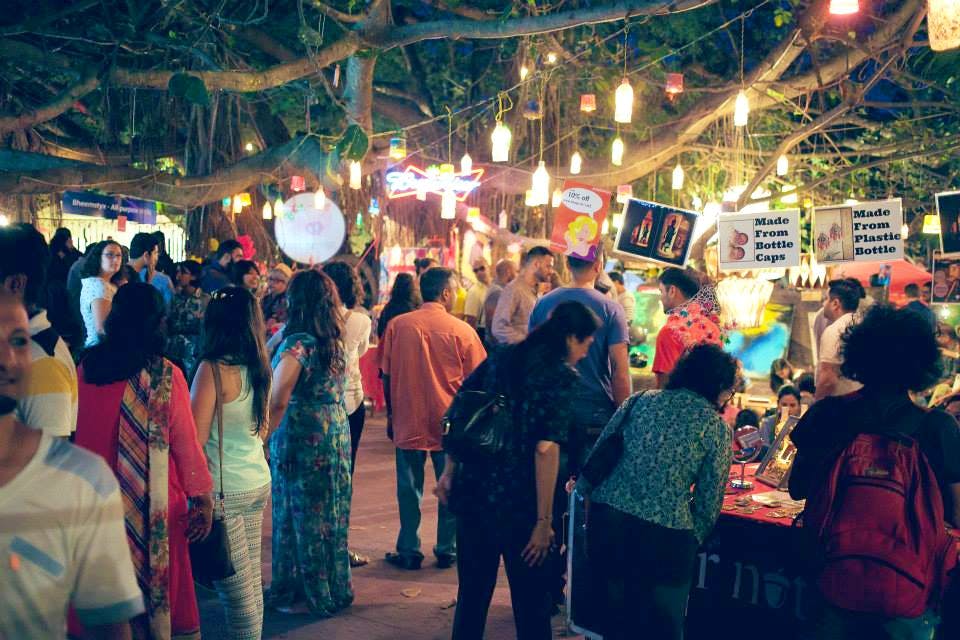 Bazaar,Market,Public space,People,Crowd,Marketplace,City,Human settlement,Night,Event