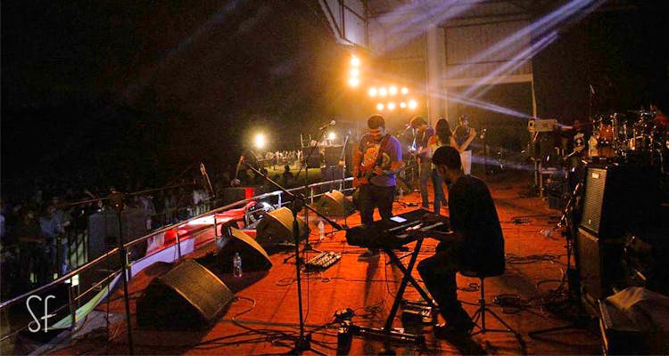 Stage,Performance,Music,Night,Event,Musician,Music venue,Concert,City,Performing arts