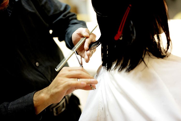 Hand,Makeup artist,Hairdresser,Barber,Ceremony,Black hair,Wedding