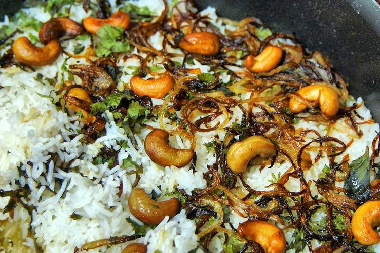 Dish,Cuisine,Food,Ingredient,Produce,Recipe,Biryani,Indian cuisine,Indian chinese cuisine,Rice