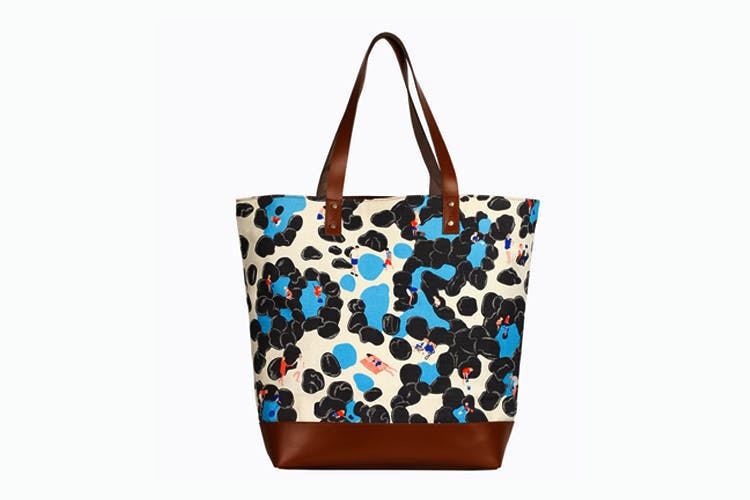 Handbag,Bag,Tote bag,Fashion accessory,Shoulder bag,Product,Brown,Turquoise,Luggage and bags,Design