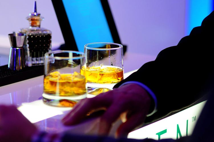 Liqueur,Drink,Distilled beverage,Alcohol,Club,Apéritif,Whisky