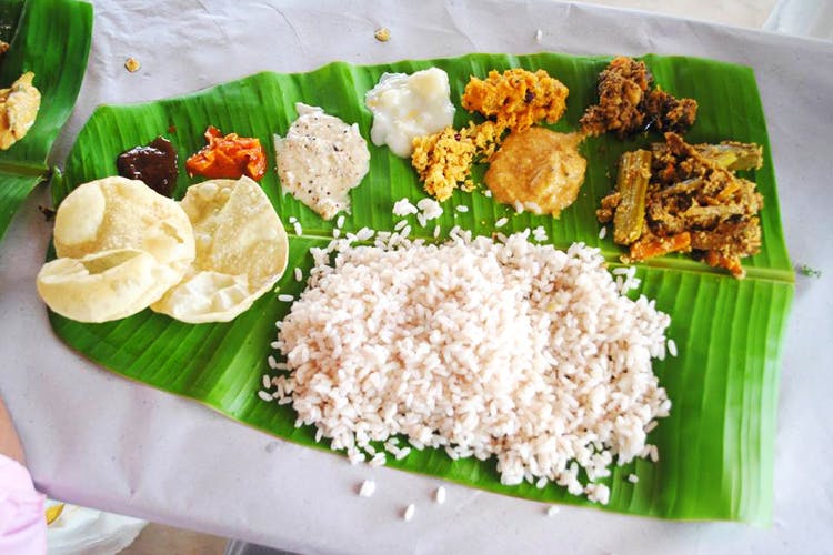 Dish,Food,Cuisine,Sadya,Banana leaf rice,Banana leaf,Ingredient,Rice,Andhra food,Leaf