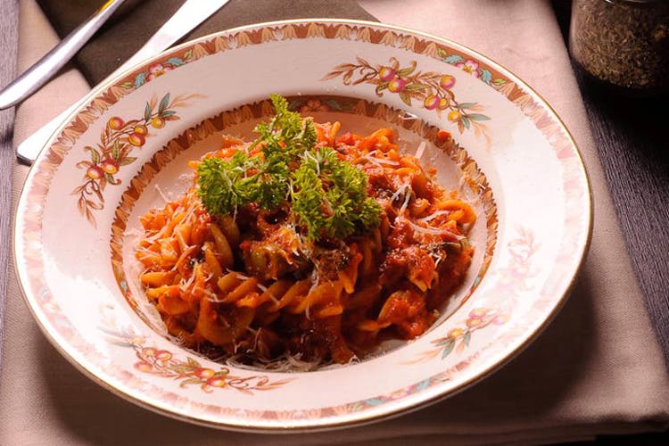 Dish,Cuisine,Food,Ingredient,Meat,Bolognese sauce,Recipe,Produce,Italian food,Capellini