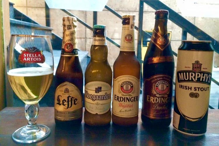 Alcoholic beverage,Drink,Bottle,Beer,Glass bottle,Distilled beverage,Alcohol,Beer bottle,Liqueur
