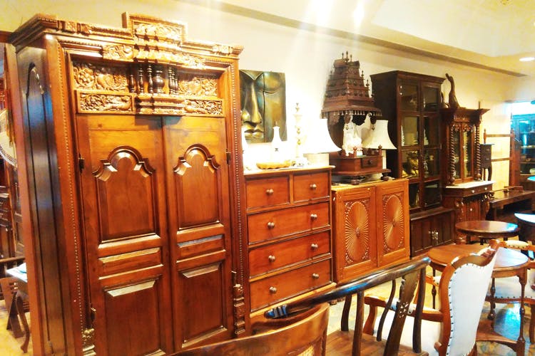 Furniture,Room,Cabinetry,Antique,Wood stain,Chest of drawers,Classic,Cupboard,Hardwood,Chiffonier