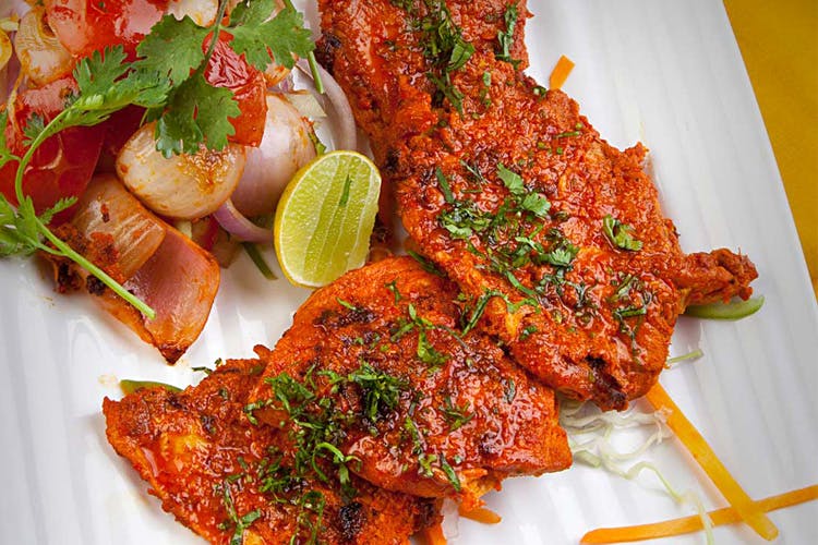 Dish,Food,Cuisine,Meat,Ingredient,Chicken tikka,Kebab,Produce,Fried food,Pakistani cuisine