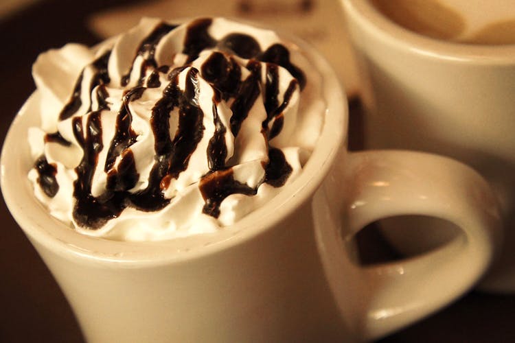 Food,Whipped cream,Cream,Drink,Cup,Dish,Cuisine,Non-alcoholic beverage,Hot chocolate,Coffee