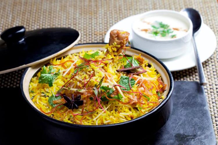 Dish,Food,Cuisine,Ingredient,Biryani,Recipe,Hyderabadi biriyani,Produce,Meat,Meal