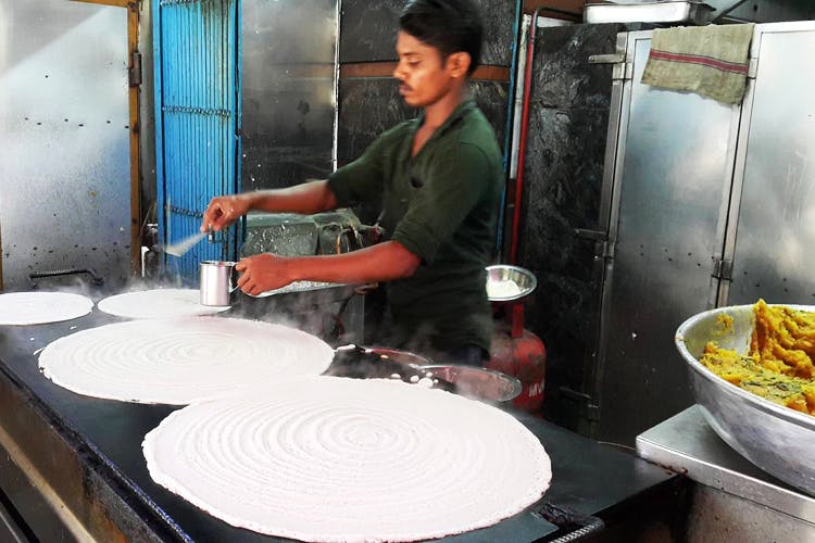 Dosa,Food,Street food,Cuisine,Dish,Cook,Flatbread,Indian cuisine