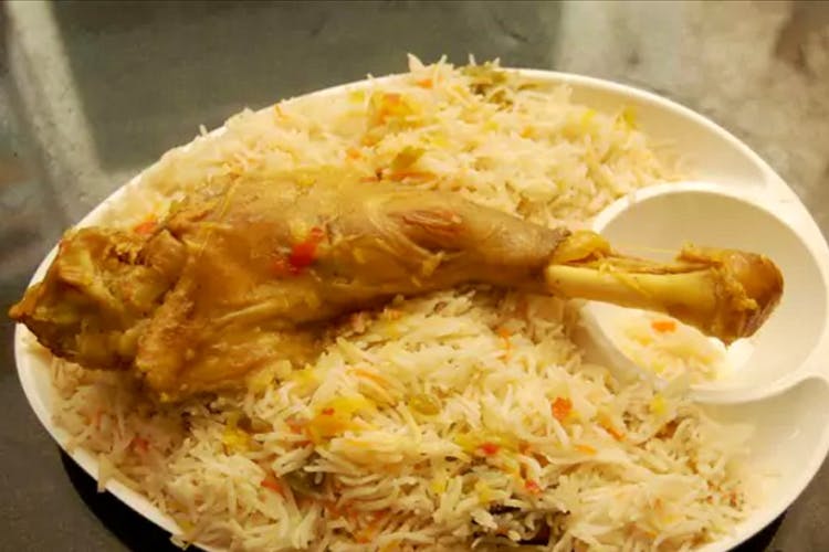 Dish,Food,Cuisine,Ingredient,Mandi,Nasi liwet,Kabsa,Rice,Staple food,Produce
