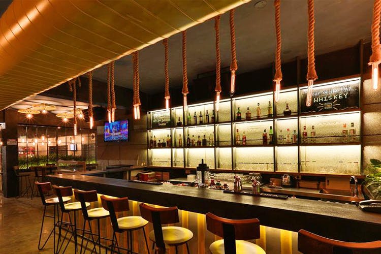 Drinking establishment,Bar,Building,Lighting,Interior design,Restaurant,Architecture