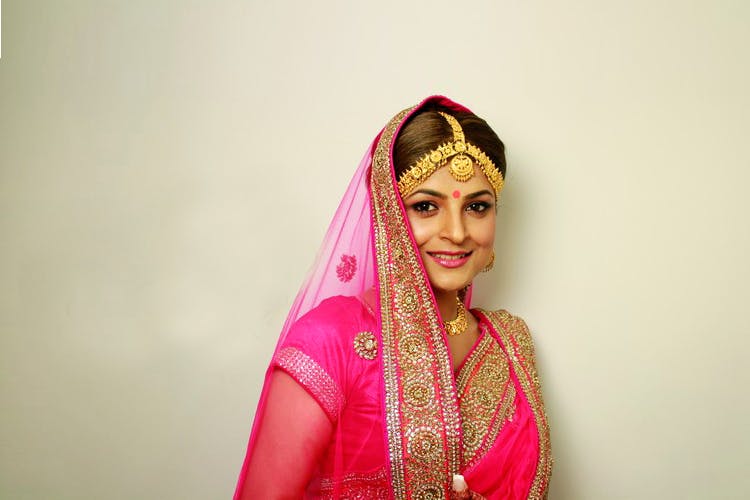 Pink,Bride,Tradition,Beauty,Sari,Yellow,Mehndi,Design,Ceremony,Pattern