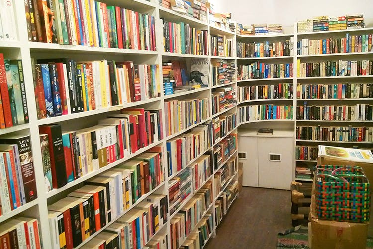 Head To Paperback Book Store, Kalyan Nagar LBB, Bangalore