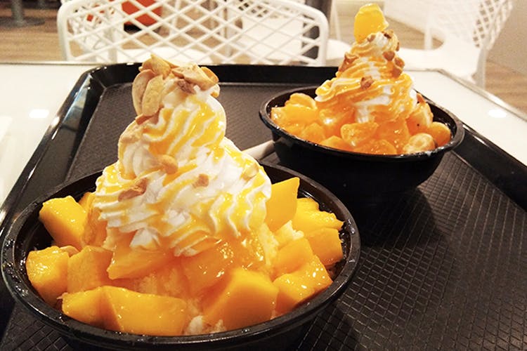 Dish,Food,Cuisine,Ingredient,Dessert,Frozen dessert,Produce,Ice cream,Sundae,Frozen yogurt