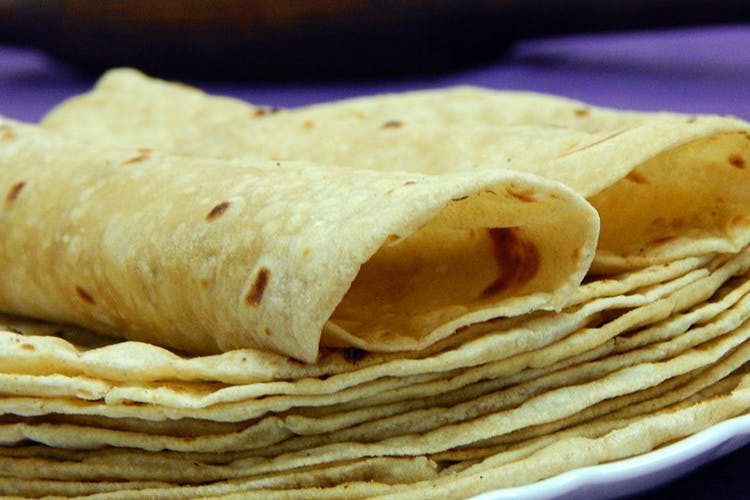 Dish,Food,Cuisine,Tortilla,Lefse,Ingredient,Spring pancake,Flatbread,Wrap roti,Roti