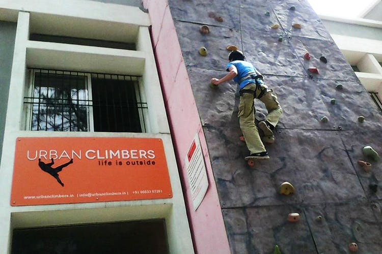 Climbing,Rock climbing,Adventure,Sport climbing,Abseiling,Wall,Recreation,Facade,Bouldering,Window