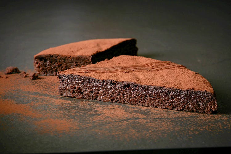 Chocolate cake,Sky,Food,Chocolate brownie,Dessert,Baked goods,Rock,Chocolate,Cuisine,Baking