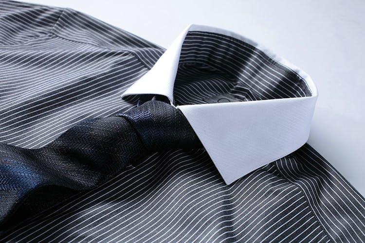 Dress shirt,Collar,White,Black,Shirt,Clothing,Tie,Formal wear,Design,Fashion accessory