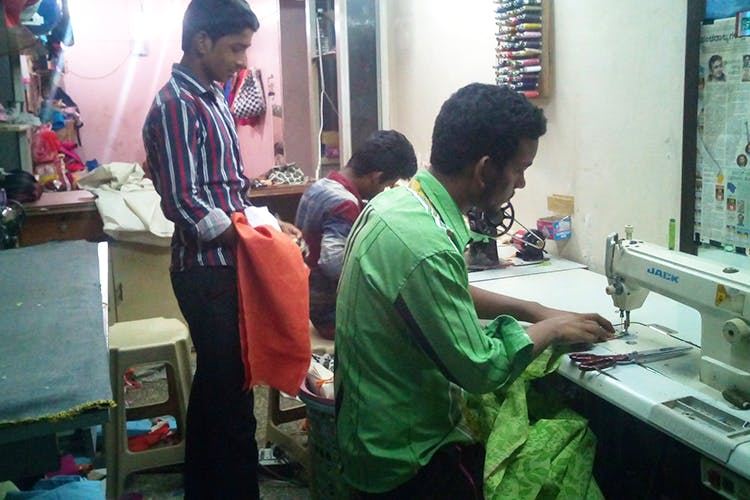 Are there any good tailors for cheaply stitching lehengas on Commercial  Street in Bangalore? - Quora