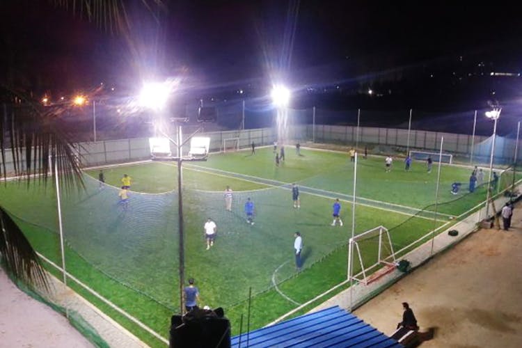 Sport venue,Stadium,Ball game,Soccer-specific stadium,Team sport,Arena,Player,Football,Sports,Atmosphere