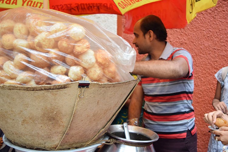 Food,Dish,Street food,Cuisine,Krupuk,Panipuri,Snack,Youtiao,Mongolian food,Fried food