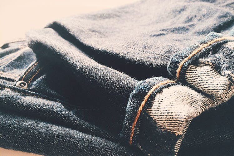 Outerwear,Denim,Jeans,Hand,Wool,Textile,Sleeve,sweatpant,Pattern,Hood