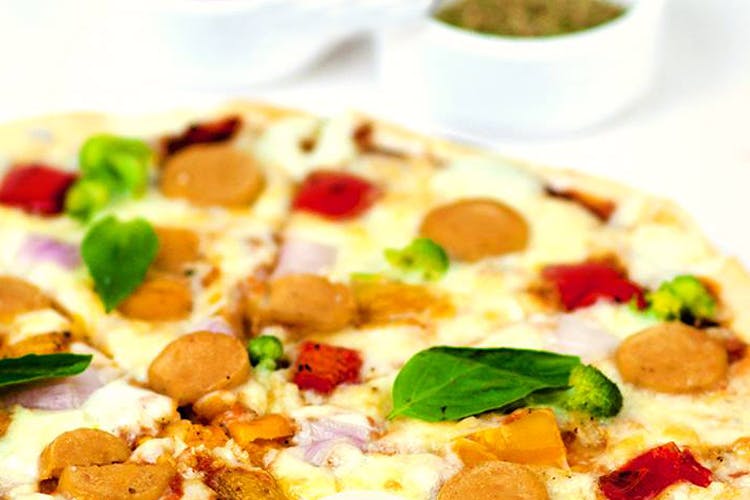 Dish,Food,Cuisine,Ingredient,Produce,Vegetarian food,Staple food,Recipe,Comfort food,Pizza