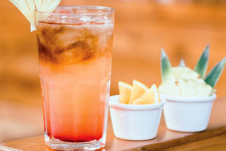 Drink,Food,Non-alcoholic beverage,Rum swizzle,Floats,Alcoholic beverage,Ingredient,Italian soda,Cocktail,Beer cocktail