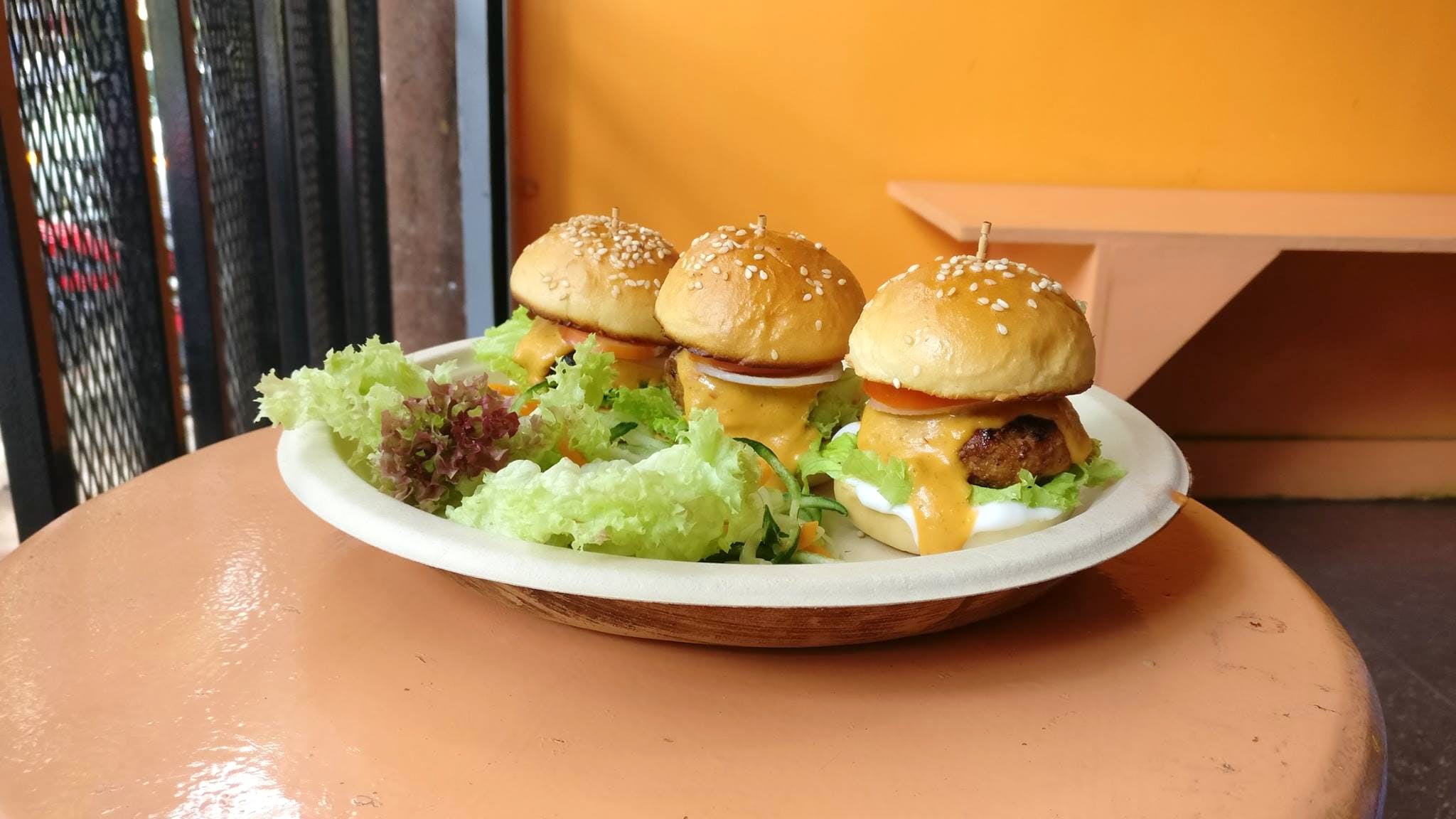 Dish,Food,Hamburger,Cuisine,Fast food,Slider,Veggie burger,Ingredient,Junk food,Bun