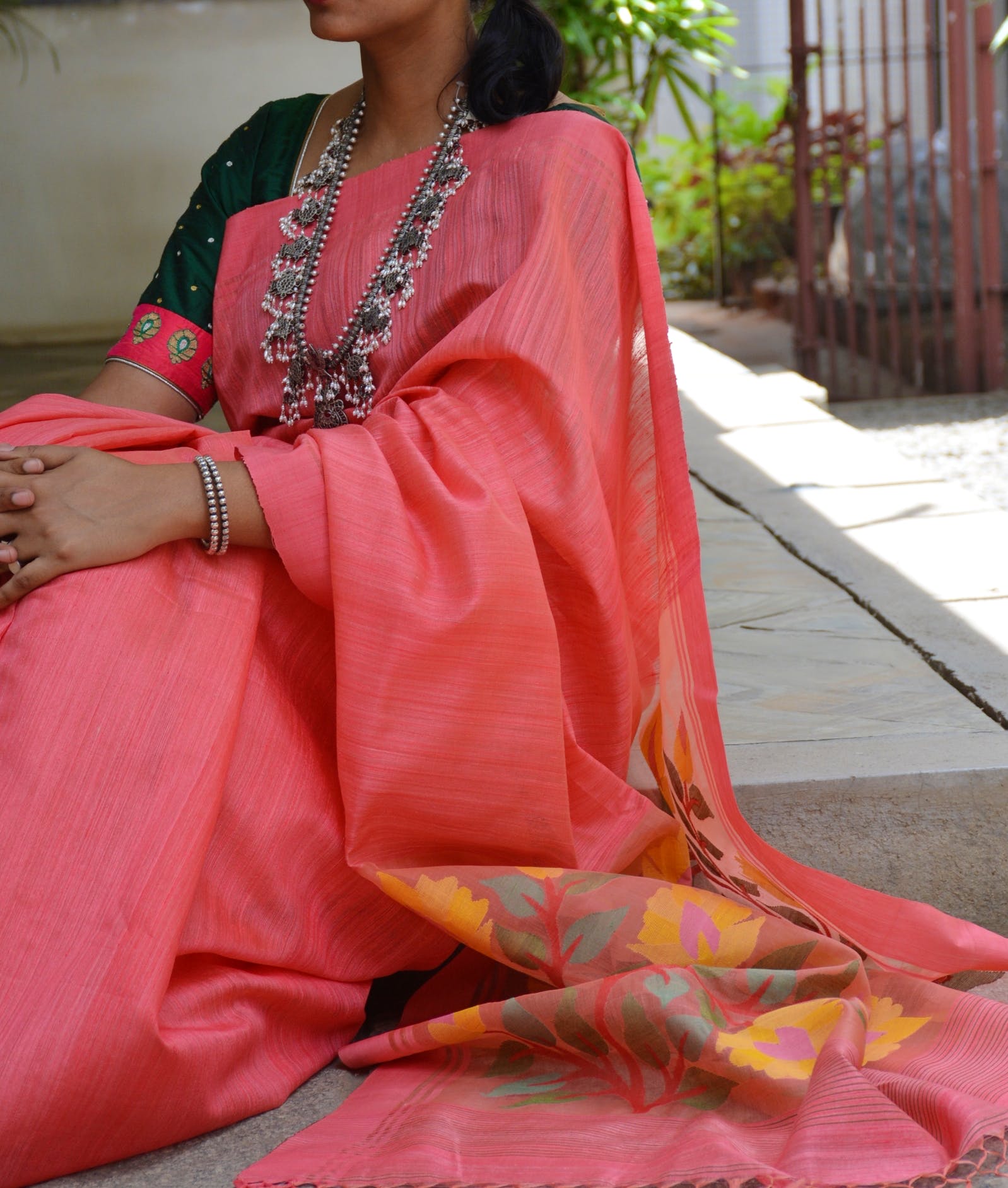 Clothing,Pink,Orange,Peach,Magenta,Formal wear,Silk,Textile,Dress,Sari