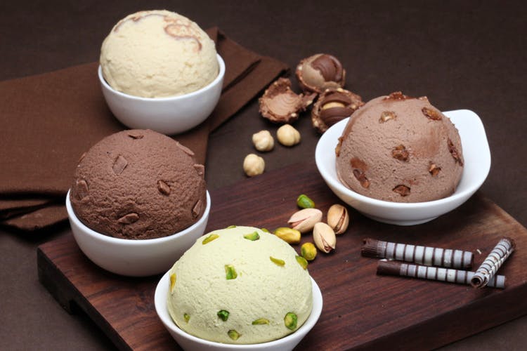 Food,Ice cream,Frozen dessert,Gelato,Dondurma,Dish,Cuisine,Dessert,Ingredient,Dairy