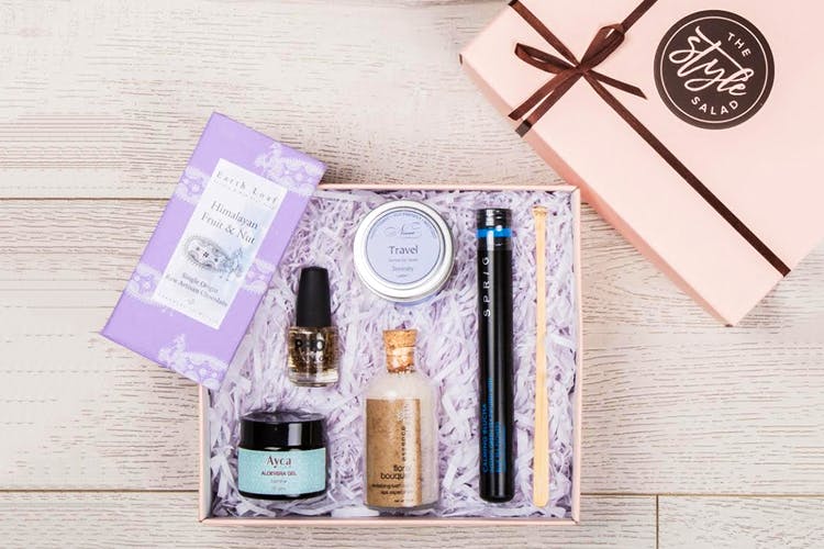 Dilusso Surprise Box: The Custom Curated 'Luxury Surprise Box' For