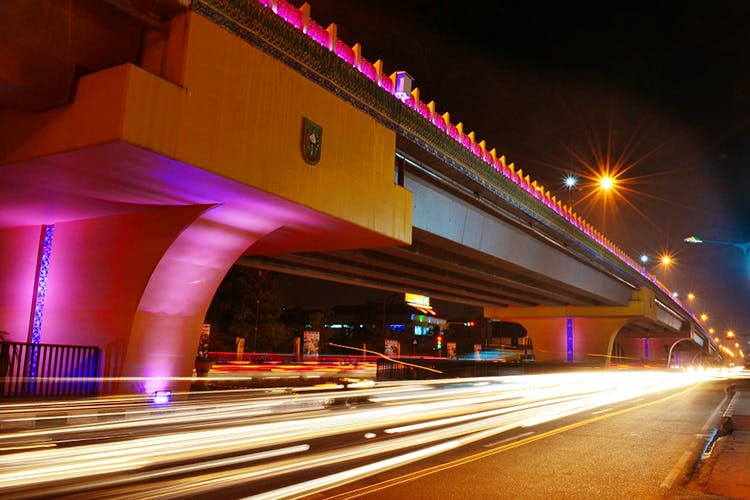Overpass,Night,Metropolitan area,Light,Lighting,Road,Bridge,Highway,Architecture,Neon