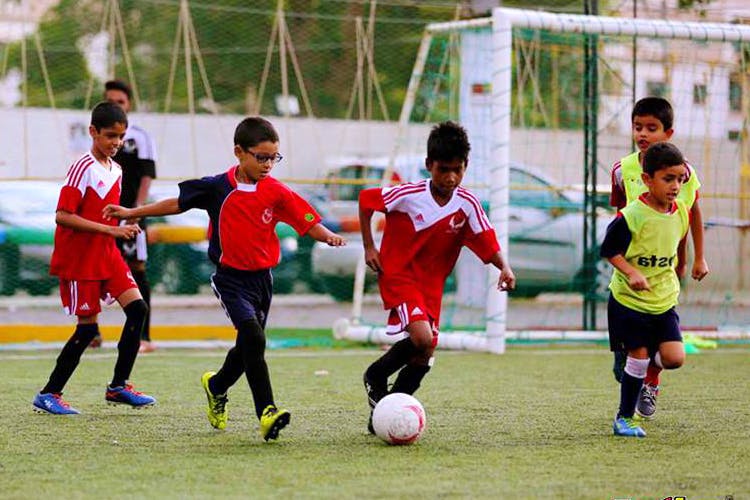 Player,Sports,Team sport,Ball game,Soccer player,Soccer,Football player,Football,Tournament,Soccer ball