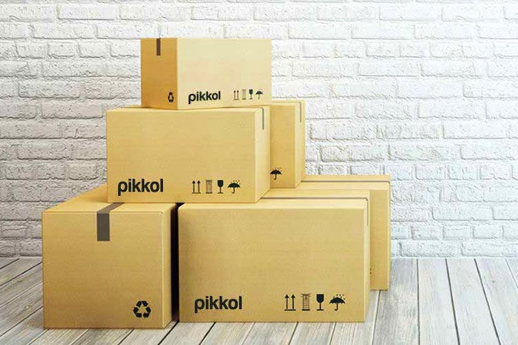 Box,Carton,Cardboard,Package delivery,Material property,Packaging and labeling,Shipping box