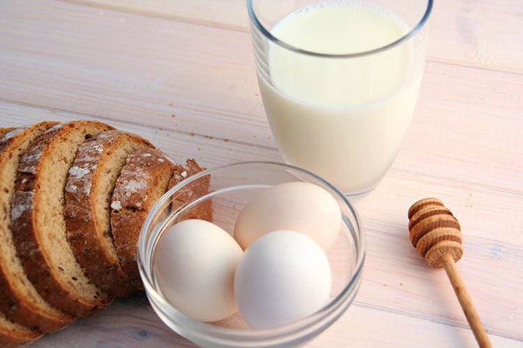 Food,Ingredient,Dish,Milk,Cuisine,Horchata,Almond milk,Plant milk,Eggnog,Drink