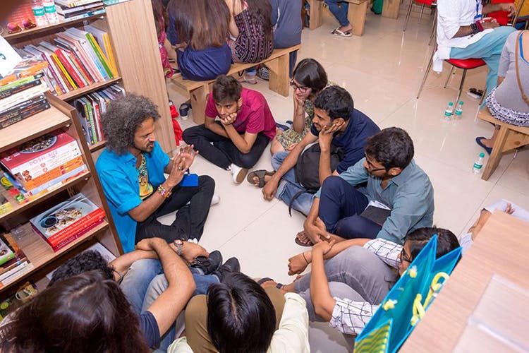 Community,Youth,Child,Learning,Snapshot,Education,Adaptation,Room,Design,Reading