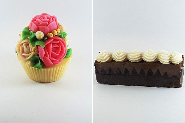 Buttercream,Cupcake,Icing,Pink,Cake,Cake decorating,Sweetness,Dessert,Baking cup,Petit four