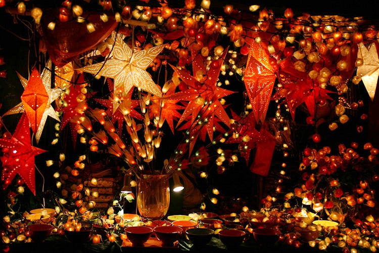Leaf,Tree,Light,Lighting,Orange,Night,Deciduous,Christmas lights,Woody plant,Autumn
