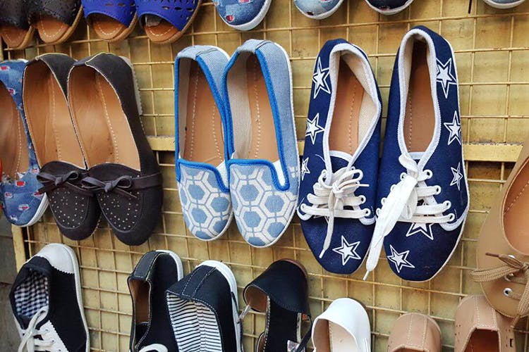 Footwear,Shoe,Slipper,Sandal,Shoe store,Plimsoll shoe
