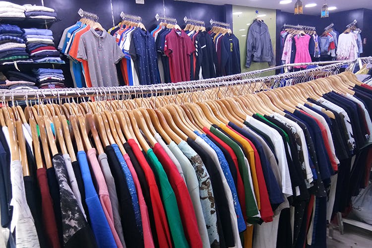 Clothing,Boutique,Outlet store,Textile,Room,Closet,Clothes hanger,Bazaar