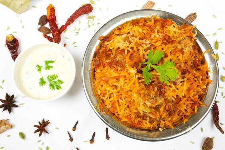 Cuisine,Dish,Food,Ingredient,Hyderabadi biriyani,Biryani,Side dish,Recipe,Garnish,Produce