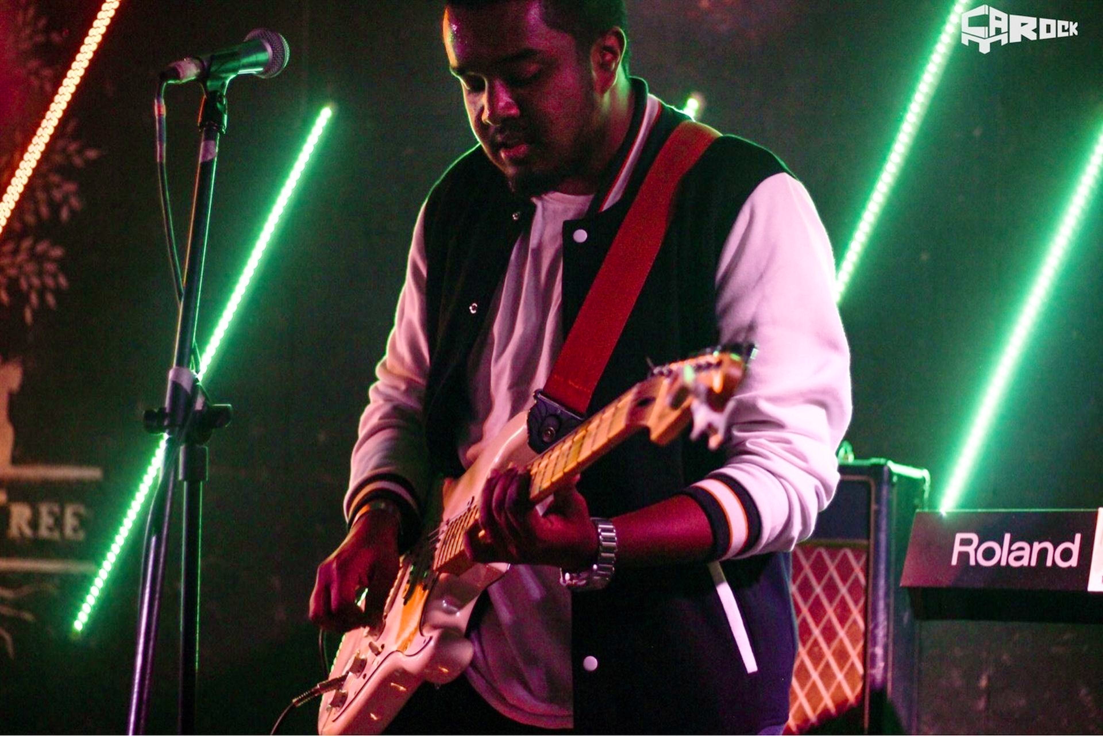 Performance,Musician,Music,Entertainment,Music artist,Performing arts,Concert,Guitarist,Event,Public event