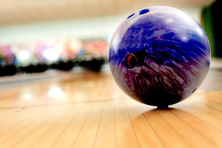 Bowling,Bowling ball,Bowling equipment,Ball,Sphere,Ten-pin bowling,Ball,Sports equipment,World,Colorfulness