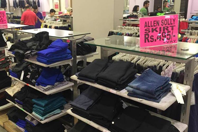 Buy Branded Clothes At VIVA For Cheap At Brigade Road